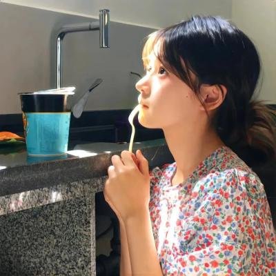 我才不会爱上契约女友